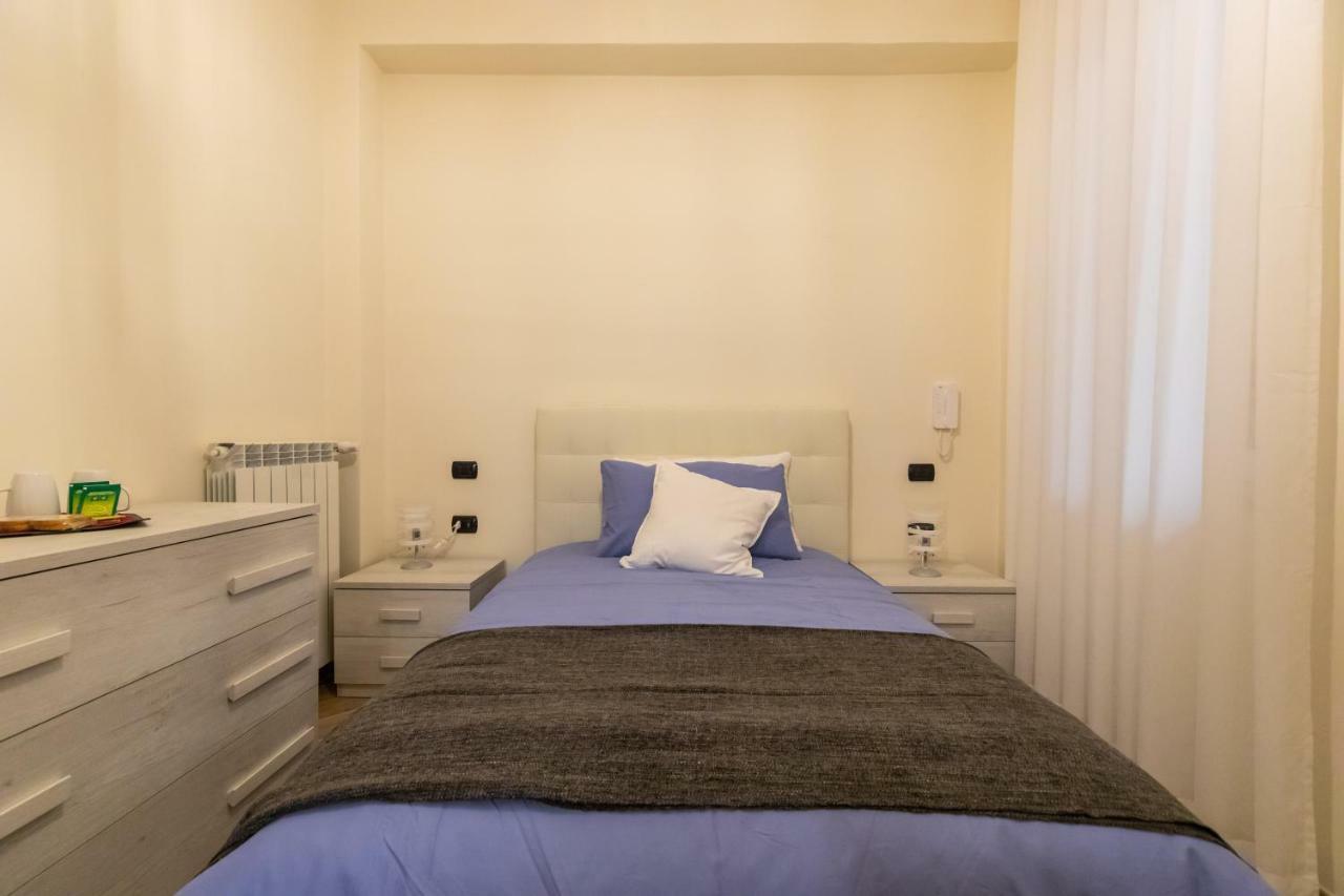 Napoli D'Amare B&B المظهر الخارجي الصورة