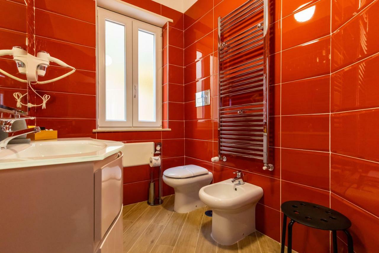 Napoli D'Amare B&B المظهر الخارجي الصورة